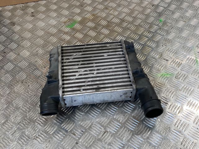 bontott AUDI A4 B7 Intercooler