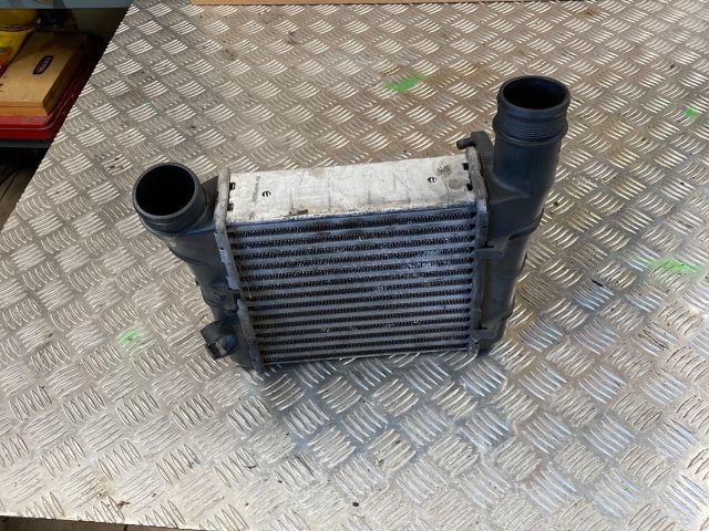 bontott AUDI A4 B7 Intercooler