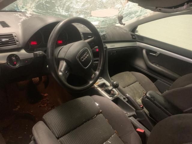 bontott AUDI A4 B7 Nagynyomású Szivattyú