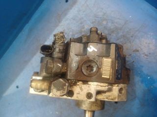 bontott AUDI A4 B7 Nagynyomású Szivattyú