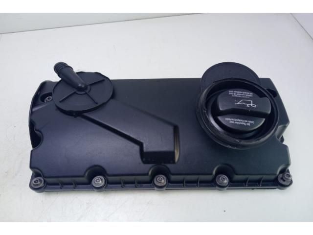 bontott AUDI A4 B7 Szelepfedél