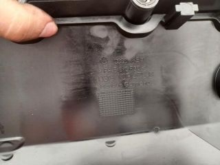 bontott AUDI A4 B7 Szelepfedél