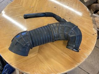 bontott AUDI A4 B7 Szívó Cső