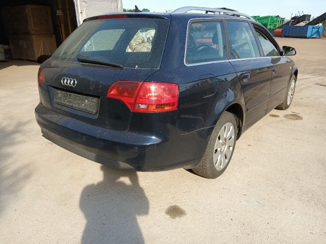 bontott AUDI A4 B7 Tanksapka