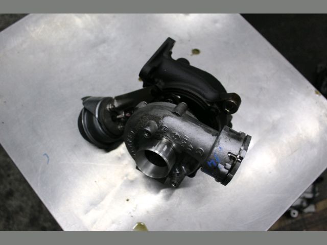 bontott AUDI A4 B7 Turbó