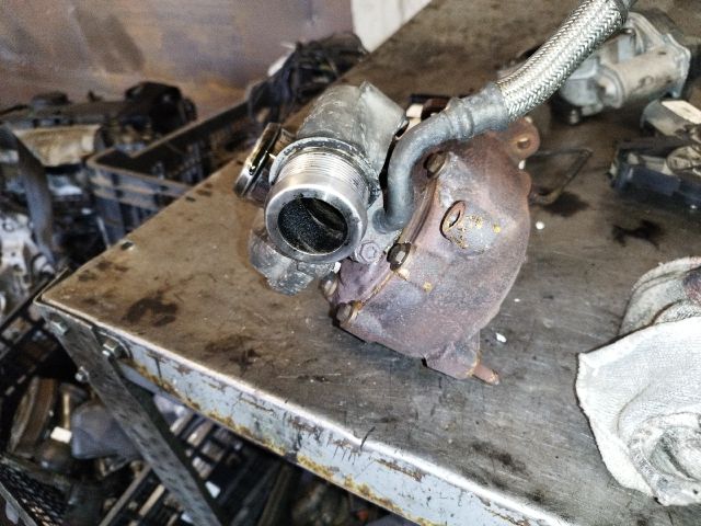 bontott AUDI A4 B7 Turbó