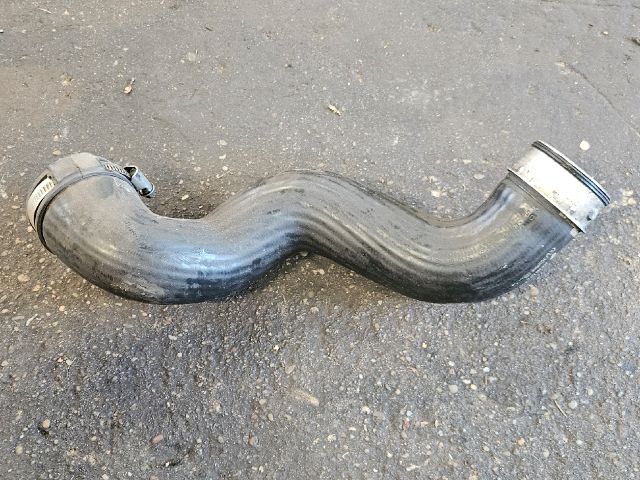 bontott AUDI A4 B7 Turbócső