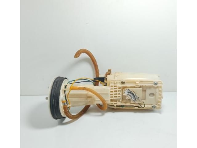 bontott AUDI A4 B7 Üzemanyag Szivattyú