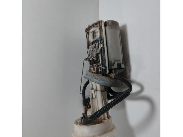 bontott AUDI A4 B7 Üzemanyag Szivattyú