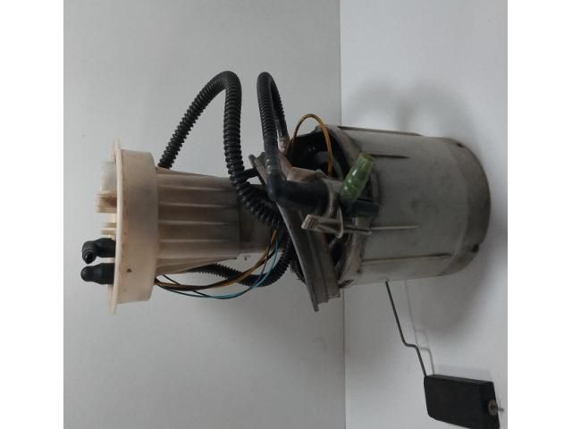 bontott AUDI A4 B7 Üzemanyag Szivattyú