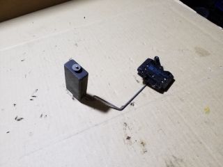 bontott AUDI A4 B7 Üzemanyagszint Jeladó