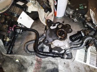 bontott AUDI A4 B7 Vákumpumpa