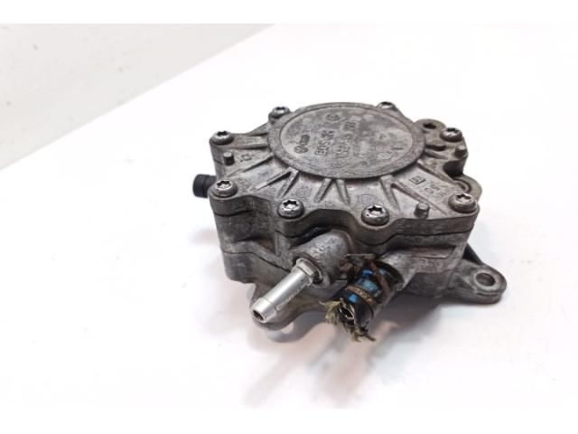 bontott AUDI A4 B7 Vákumpumpa