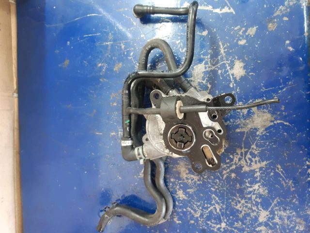 bontott AUDI A4 B7 Vákumpumpa