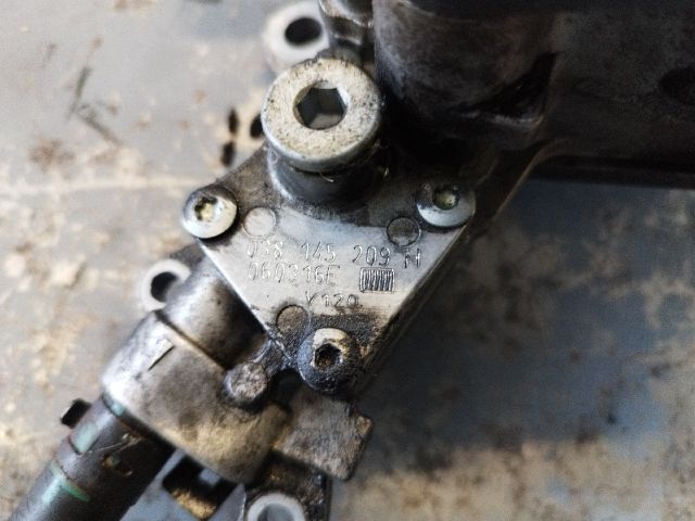 bontott AUDI A4 B7 Vákumpumpa