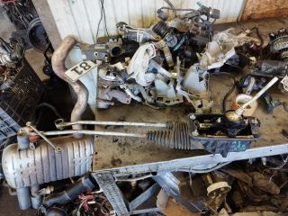 bontott AUDI A4 B7 Váltó Kulissza