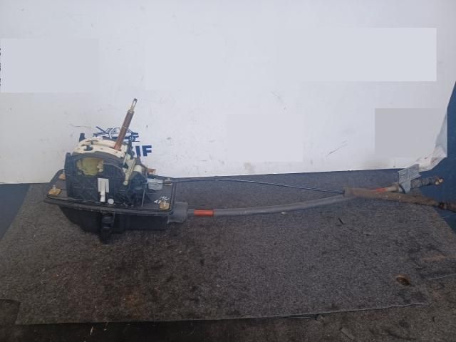 bontott AUDI A4 B7 Váltó Kulissza