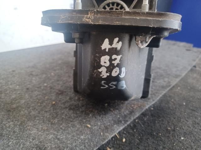 bontott AUDI A4 B7 Váltó Kulissza