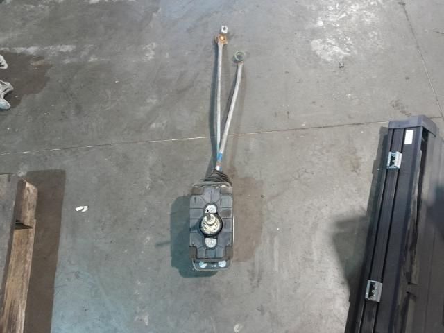 bontott AUDI A4 B7 Váltó Kulissza