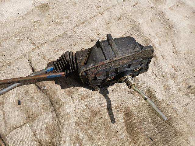 bontott AUDI A4 B7 Váltó Kulissza