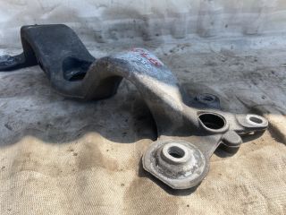 bontott AUDI A4 B7 Váltó Tartó Bak (Pozíciófüggetlen)