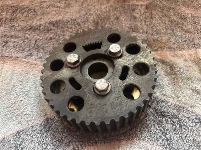 bontott AUDI A4 B7 Vezérműkerék