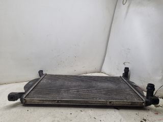 bontott AUDI A4 B7 Vízhűtő Radiátor (Klímás)