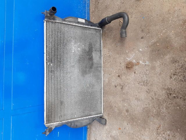 bontott AUDI A4 B7 Vízhűtő Radiátor (Klímás)