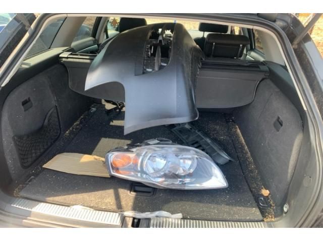 bontott AUDI A4 B7 Vízhűtő Radiátor (Klímás)