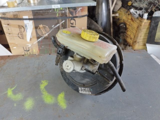 bontott AUDI A4 B7 Fékrásegítő