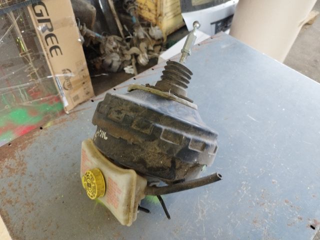 bontott AUDI A4 B7 Fékrásegítő