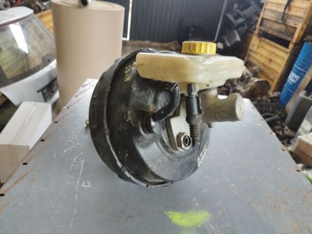 bontott AUDI A4 B7 Fékrásegítő