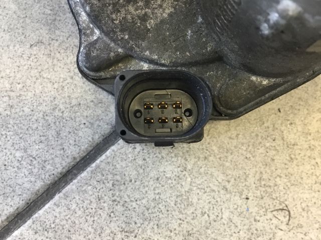 bontott AUDI A4 B7 Fojtószelep (Elektromos)