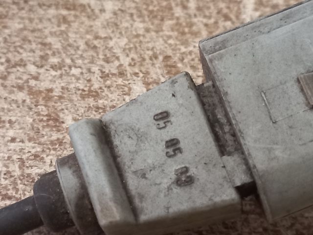 bontott AUDI A4 B7 Főtengely Fordulatszám Jeladó