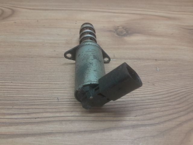 bontott AUDI A4 B7 Jeladó (Magában)