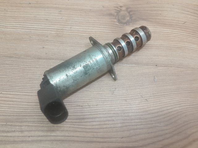 bontott AUDI A4 B7 Jeladó (Magában)