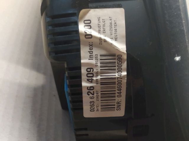 bontott AUDI A4 B7 Kilométeróra