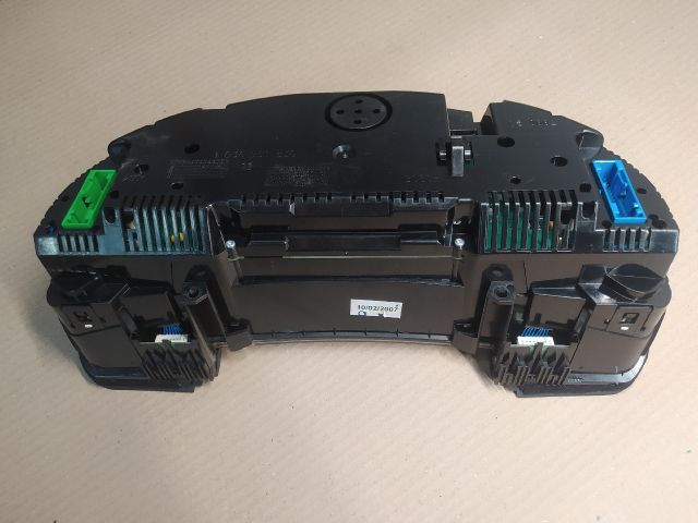 bontott AUDI A4 B7 Kilométeróra