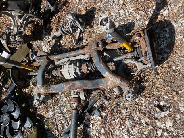 bontott AUDI A4 B7 Hátsó Futómű (Részeivel)