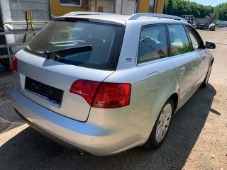 bontott AUDI A4 B7 Jobb első Gólyaláb (Lengécsillapító, Rugó)