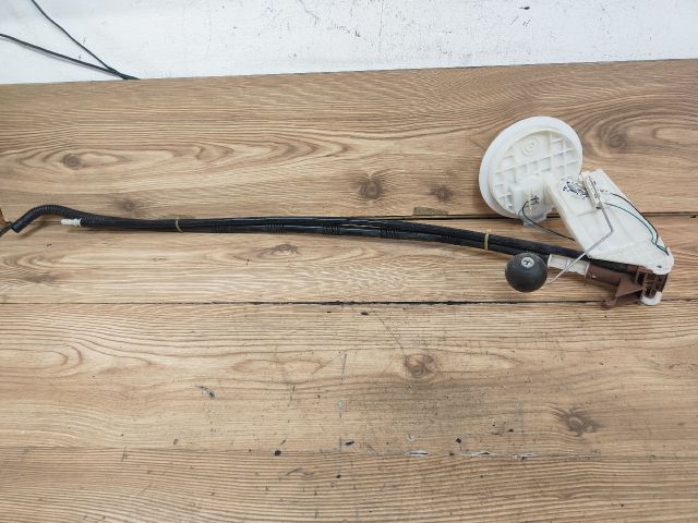 bontott AUDI A4 B7 Üzemanyagszint Jeladó