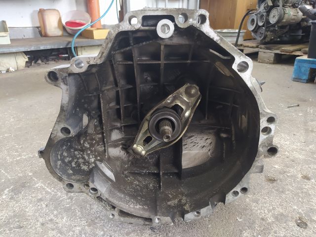 bontott AUDI A4 B7 Váltó (Mechanikus)