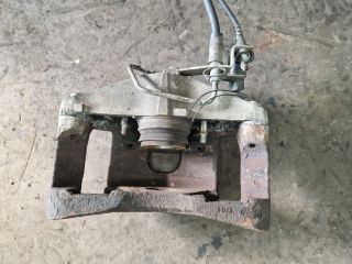 bontott AUDI A4 B7 Bal első Féknyereg Munkahengerrel