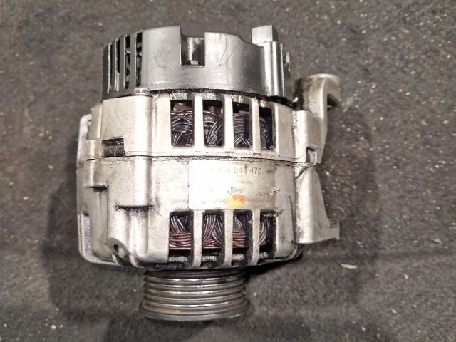 bontott AUDI A4 B7 Generátor