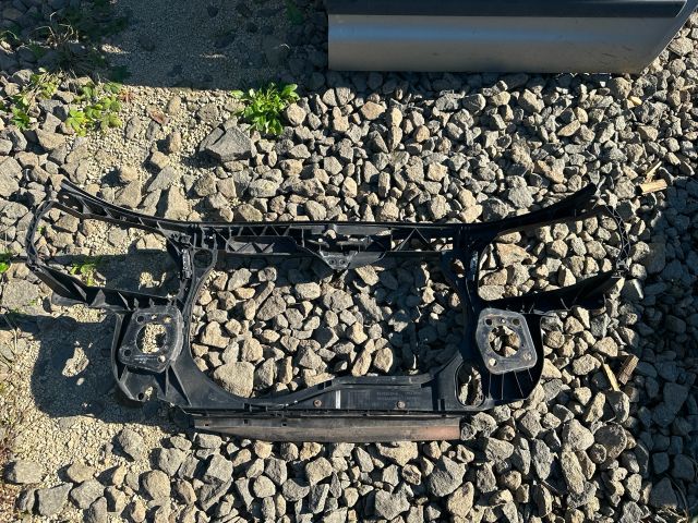 bontott AUDI A4 B7 Homlokfal (Üres lemez)