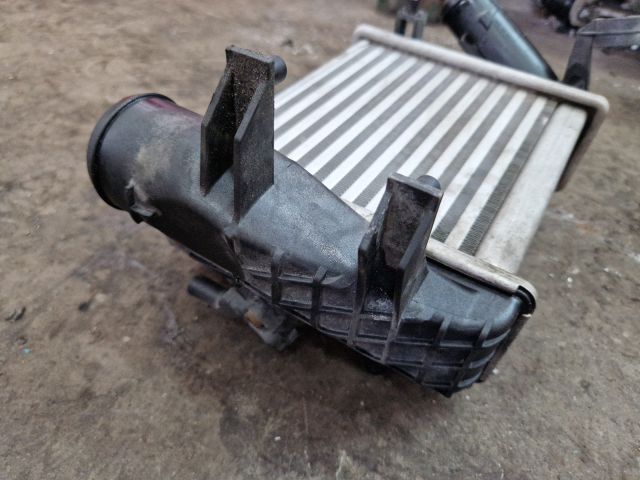 bontott AUDI A4 B7 Intercooler