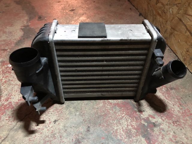bontott AUDI A4 B7 Intercooler