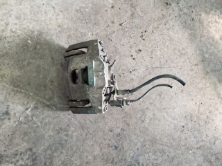 bontott AUDI A4 B7 Jobb első Féknyereg Munkahengerrel