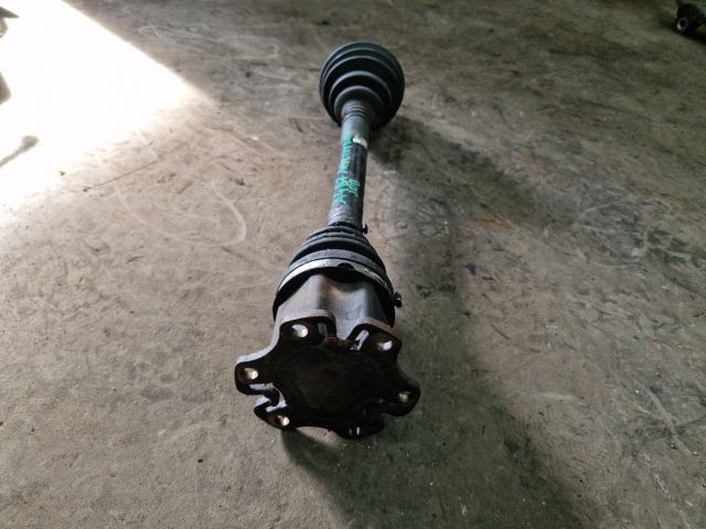 bontott AUDI A4 B7 Jobb Féltengely