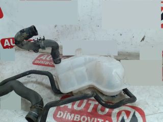 bontott AUDI A4 B7 Kiegyenlítő Tartály